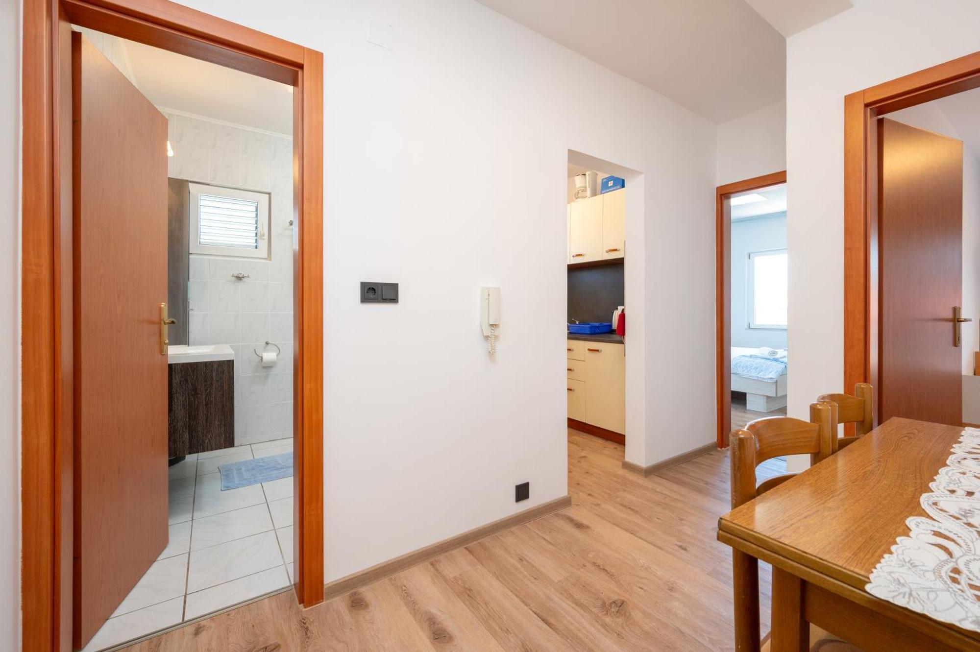 Apartments Zdravko Trogir Quarto foto